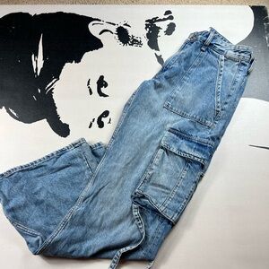 Zara Women’s Relaxed Denim Cargo Jeans